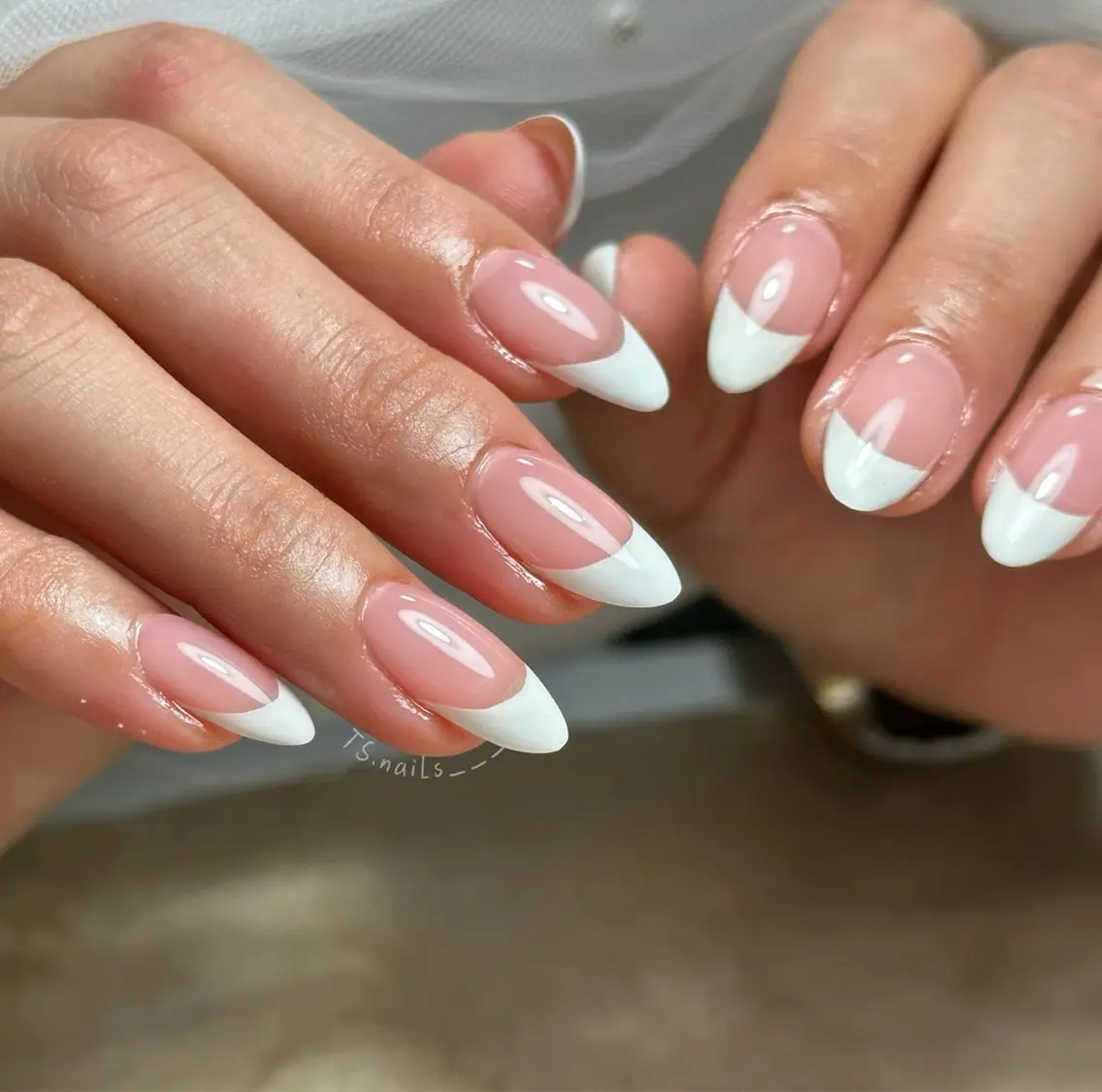 ネイル キラキラネイル マグネットネイル 持ち込み シンプルネイル ハンドネイル フットネイル ハンドケア TS. nails___のネイルデザイン