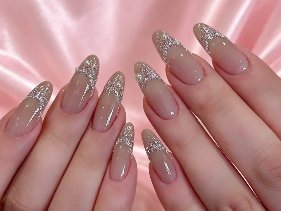 ネイル オーロラネイル チークネイル 長さ出し フレンチネイル ジェルネイル ハンドネイル NEW NAIL 池袋のネイルデザイン