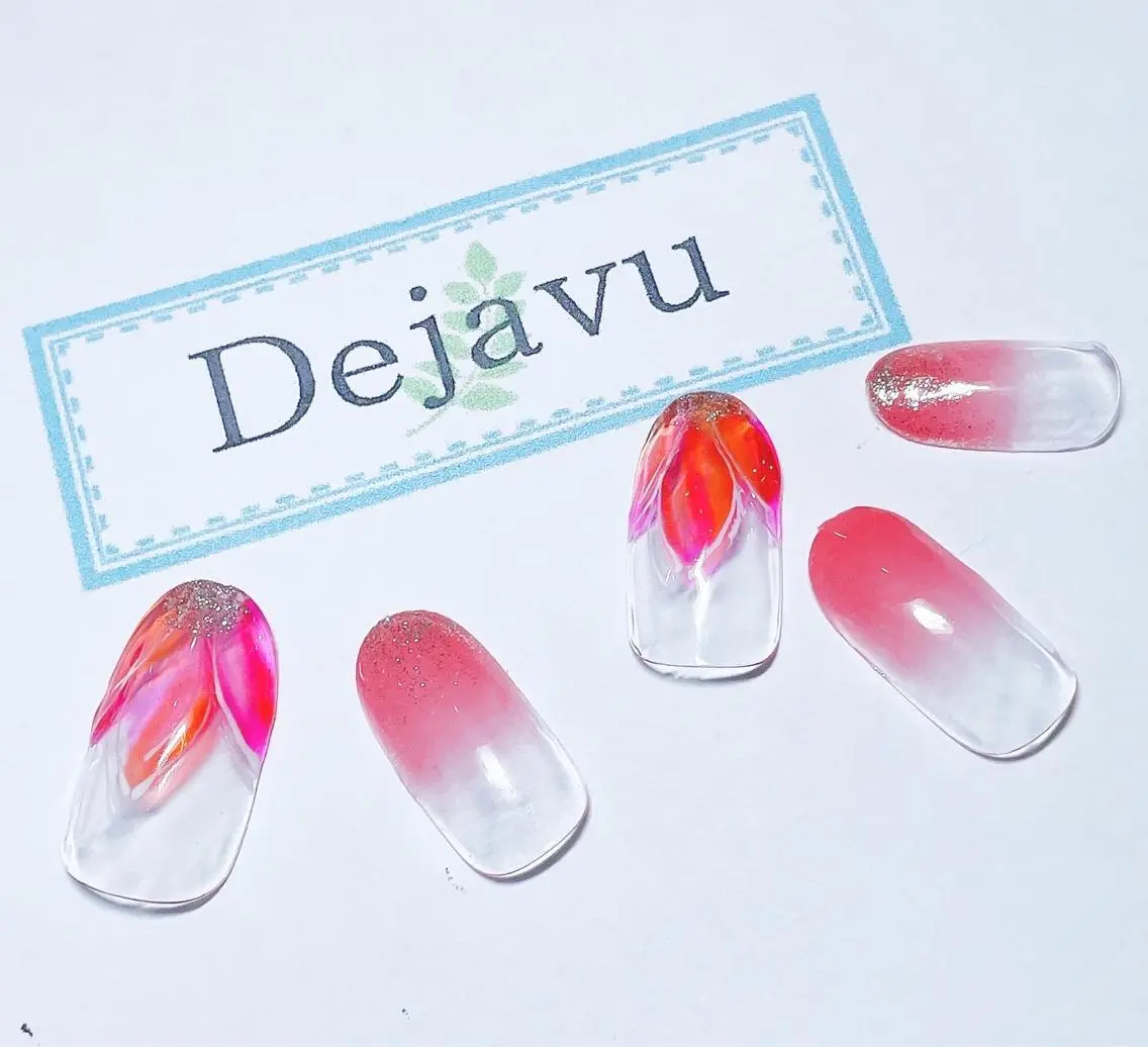 ネイル アートネイル フラワーネイル グラデーション ワンカラーネイル シンプルネイル ハンドネイル Nail salon Dejavu 🌿のネイルデザイン