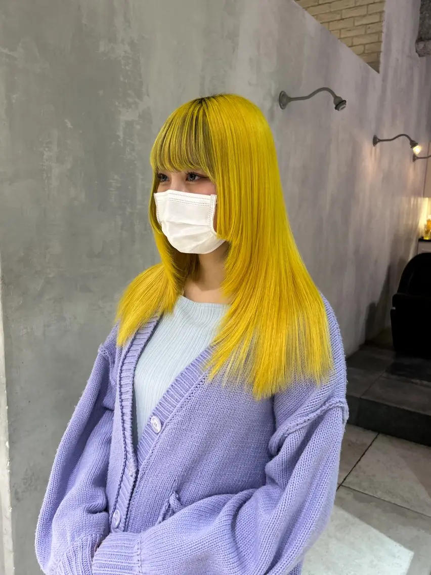 ロング カラー イエローカラー レイヤーカット Hinata🛸 ハイトーン美容師のヘアスタイル