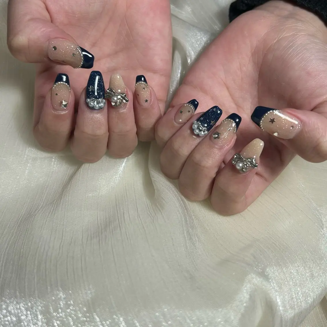 ネイル ハンドネイル 西岡 杏のネイルデザイン