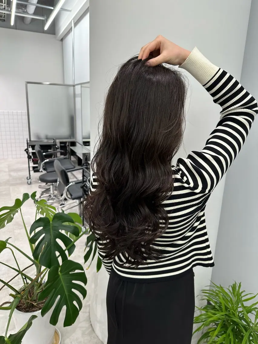 ロング パーマ ARMONY大阪店 コテ巻き風パーマのヘアスタイル