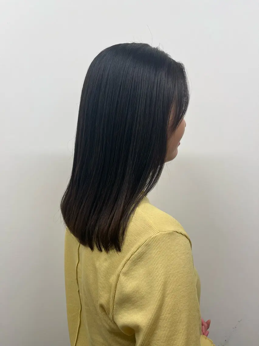 ミディアム 縮毛矯正 カット Ririkoボブ 透明感カラー🤍のヘアスタイル