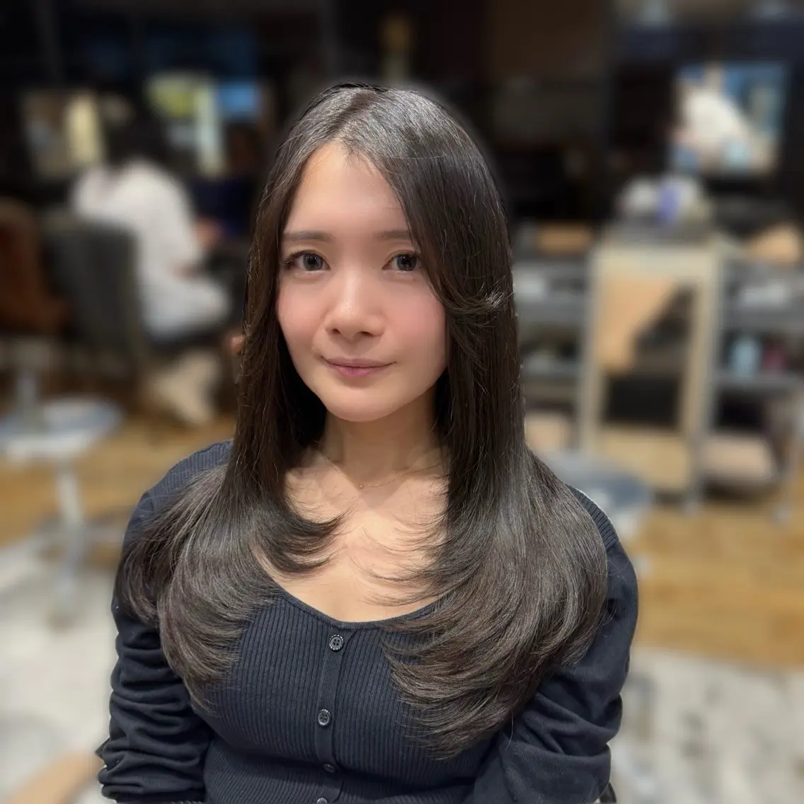 セミロング カラー グレージュ ボブ ハイレイヤー レイヤーカット 似合わせカット カット ヘアカラー レイヤー/顔まわり/ 透明感カラー/れいなのヘアスタイル