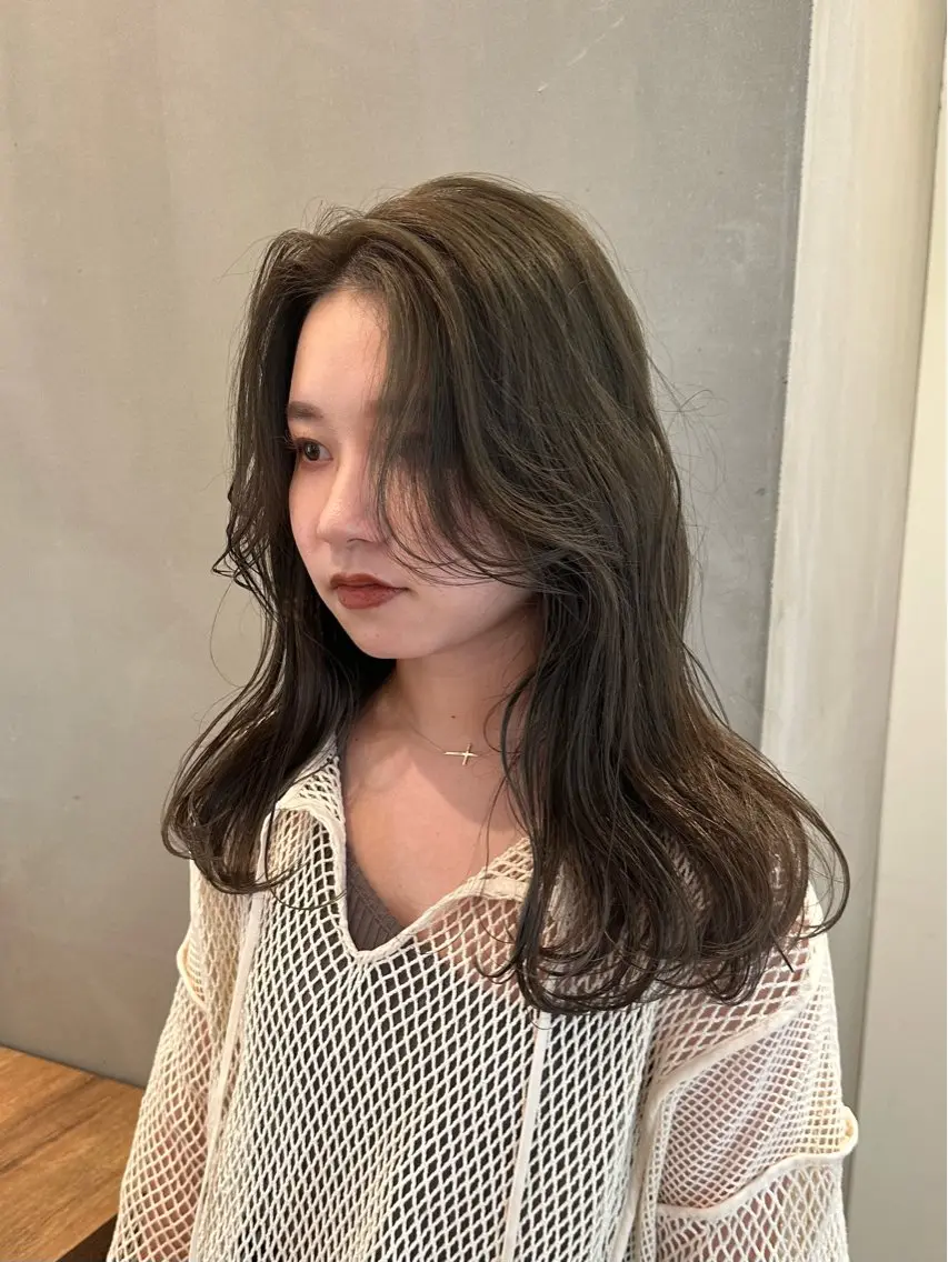 セミロング カット ヘアカラー トリートメント ハタケナカ コトネのヘアスタイル