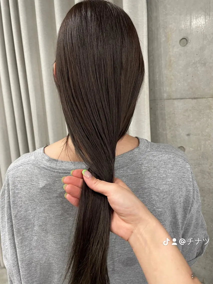 セミロング カラー パーマ カット ヘアカラー トリートメント 表参道🌿赤み消し カラー/チナツのヘアスタイル