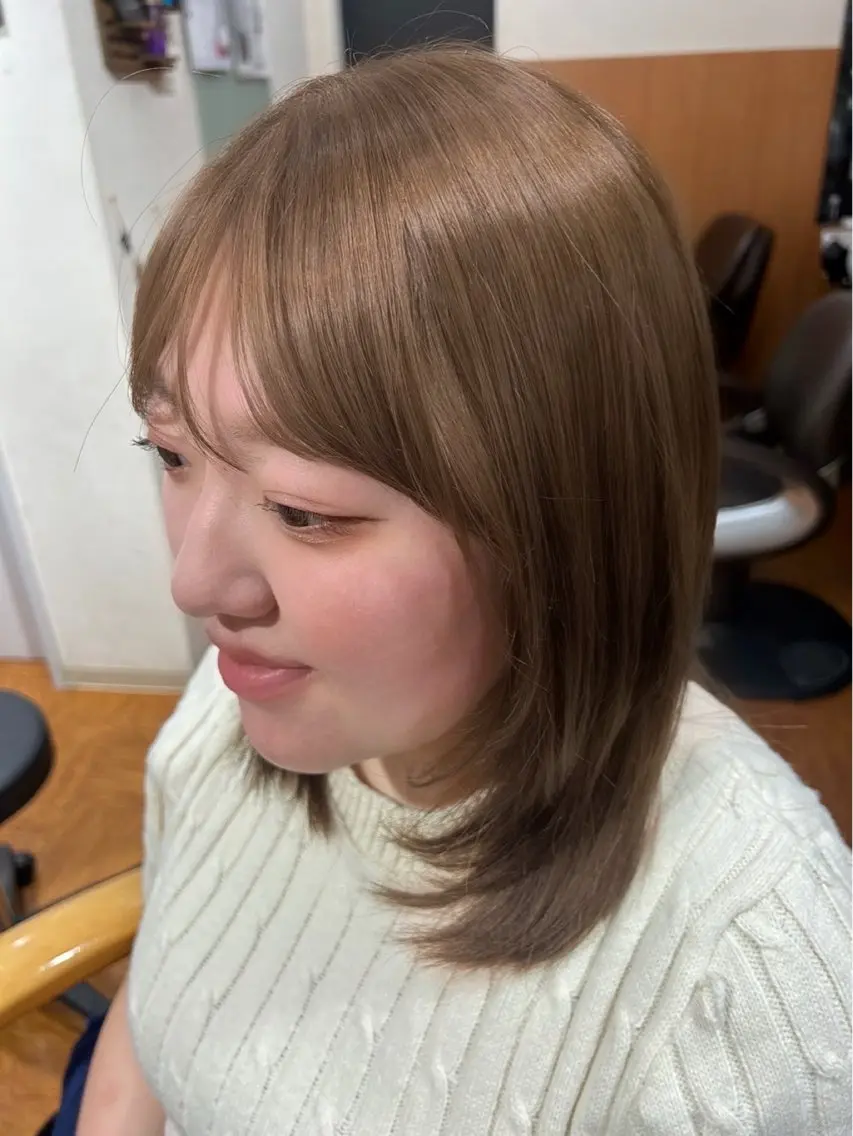 セミロング カラー 顔まわりレイヤー レイヤーカット mae shiiharaのヘアスタイル