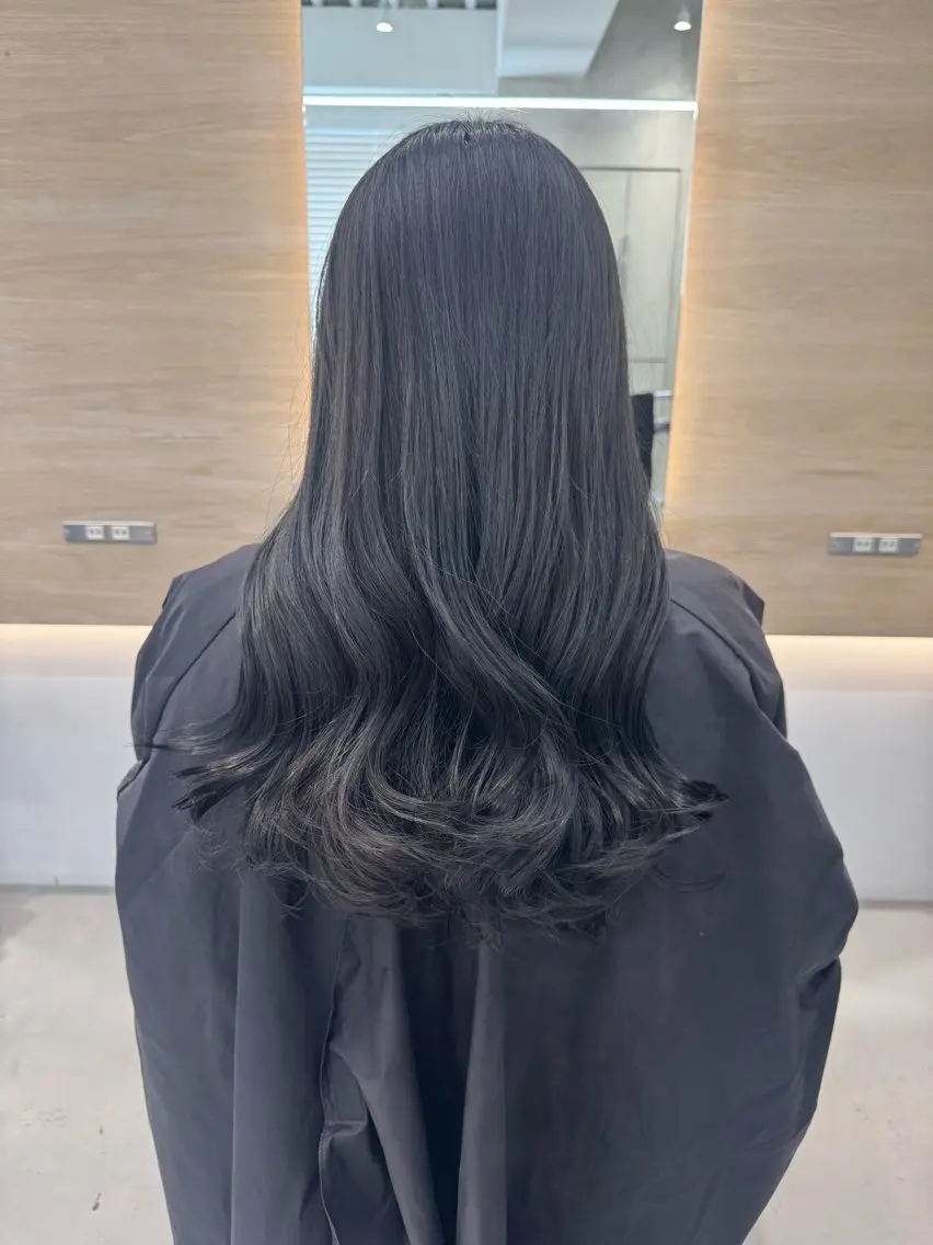 カラー ナカバチ ユイ🌼 Rizm greenのヘアスタイル