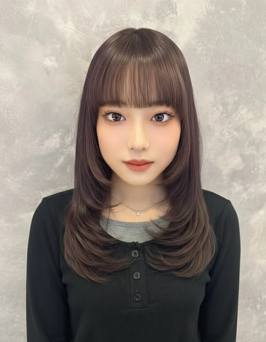 セミロング ラベンダーベージュ 学生 韓国風ヘア ヘアカラー 🦋ami/浦和 ブリーチ／韓国🦋のヘアスタイル