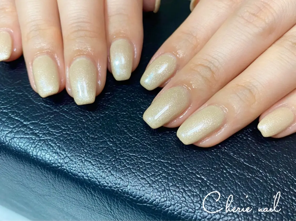 ネイル ジェルネイル ラメ(グリッター) オフィスネイル ワンカラーネイル シンプルネイル Cherienail yunaのネイルデザイン