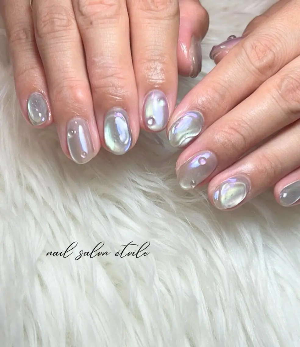 ネイル オーロラネイル 氷ネイル・うるうるネイル ハンドネイル nail salon étoileのネイルデザイン