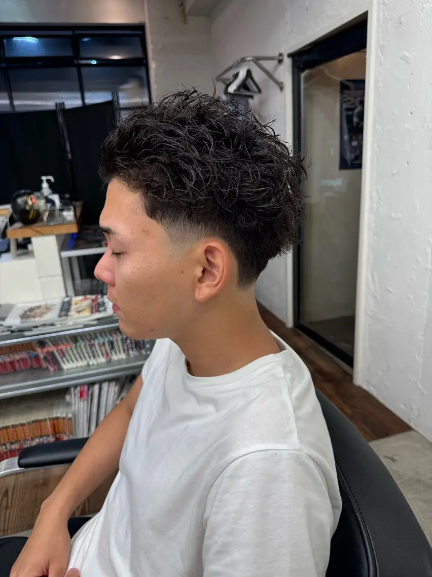 ショート メンズ フェードカット メンズパーマ メンズショート スキンフェード ショートヘア カット ヘッドスパ 💈メンズ特化💈 TASUKUのヘアスタイル