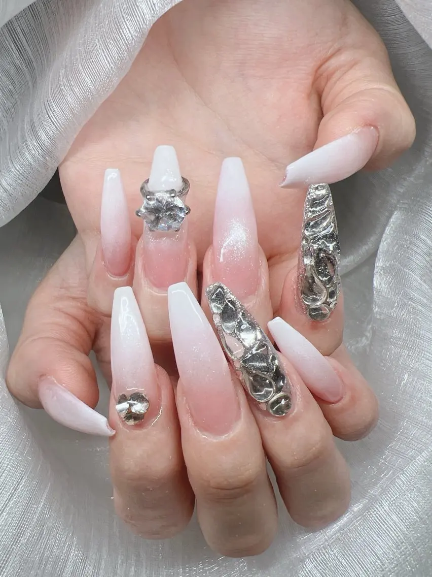 ネイル ハンドネイル Lee Nails チップ長さだし専門店のネイルデザイン