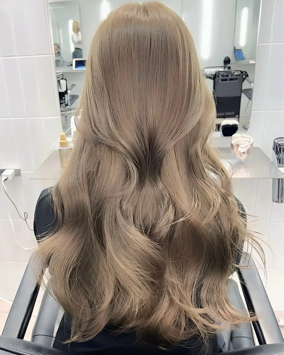🌱ロングヘア限定🌱ケアブリーチ+カラー+トリートメント🫧の写真