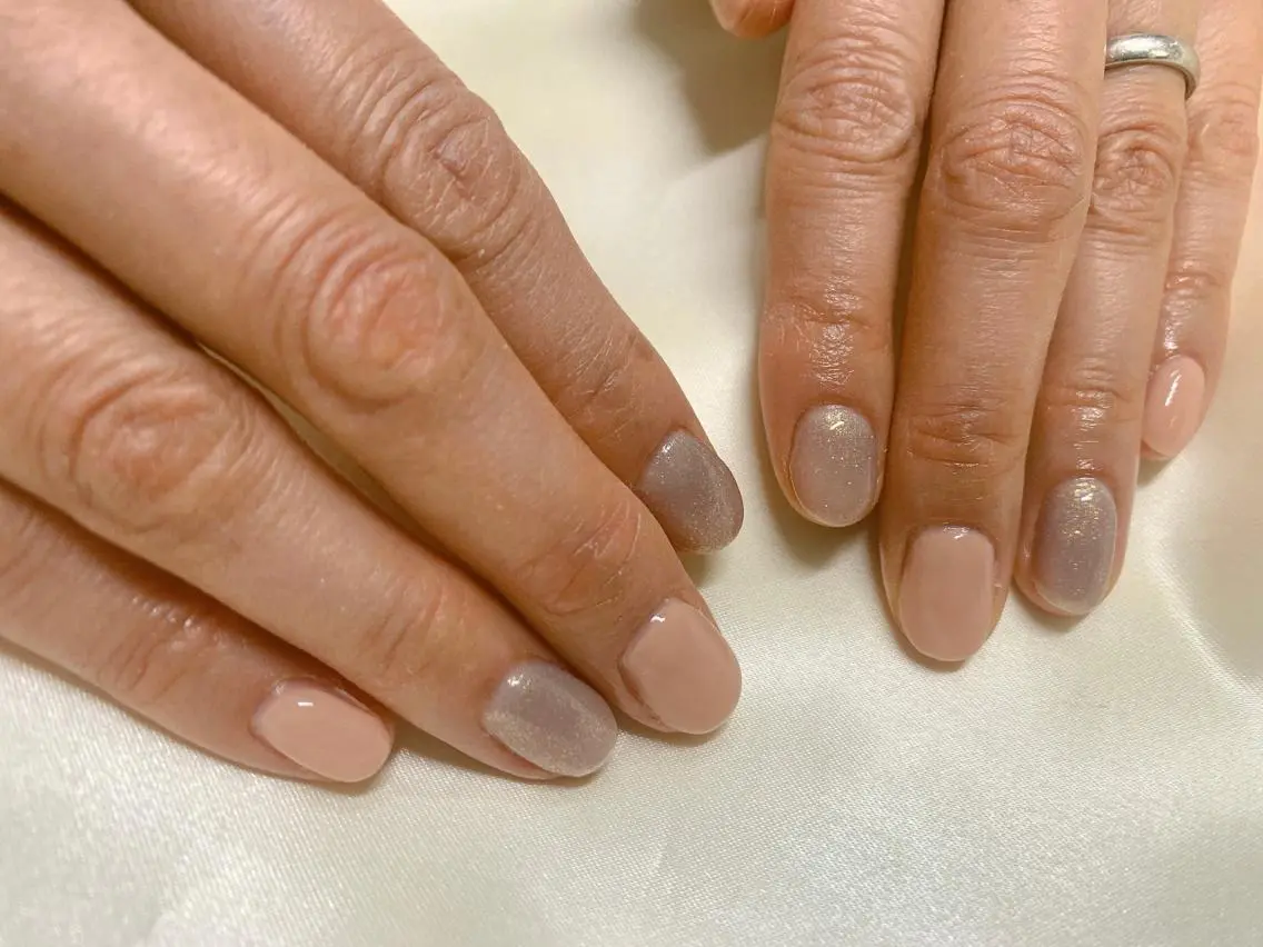 ネイル ラメ(グリッター) ハンドネイル mogunail &blowのネイルデザイン