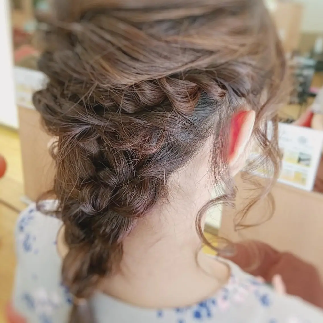 ヘアアレンジ 結婚式・ブライダル ヘアセット 🇰🇷透明感×ハイ トーン🌟tomoのヘアスタイル