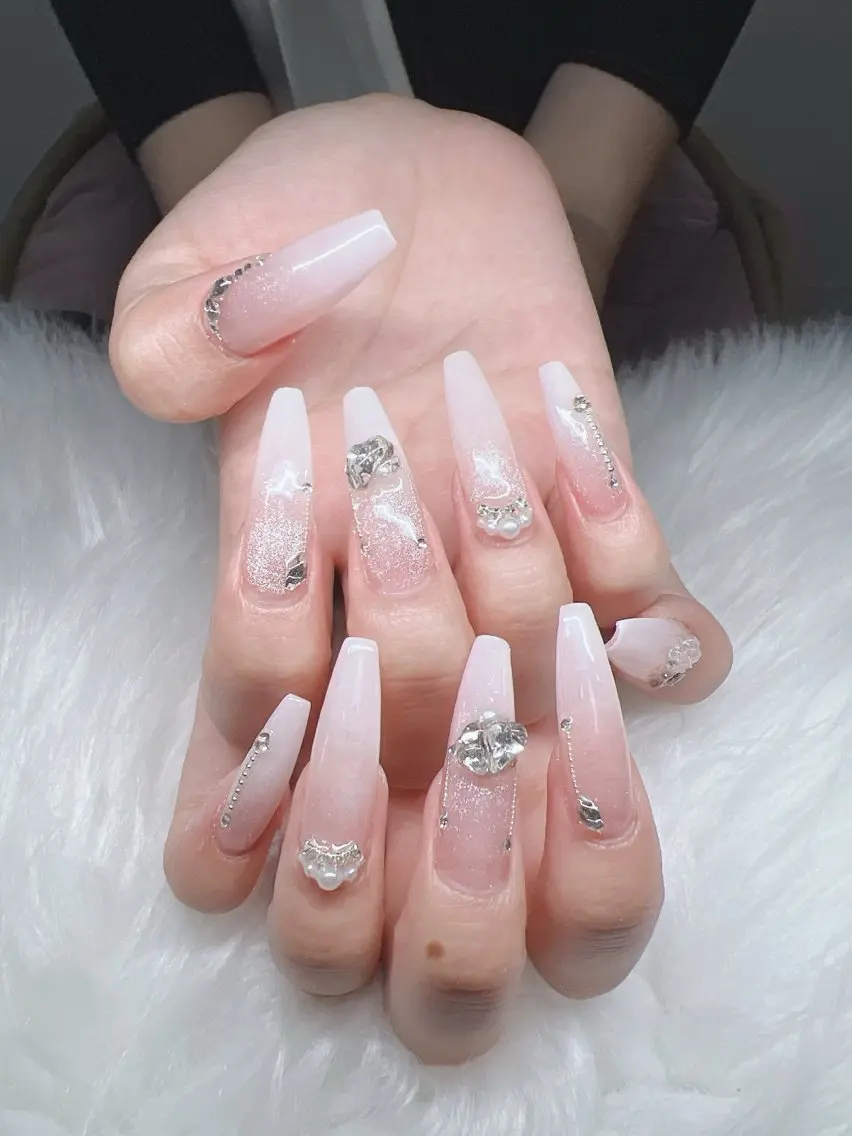ネイル ハンドネイル Lee Nails チップ長さだし専門店のネイルデザイン