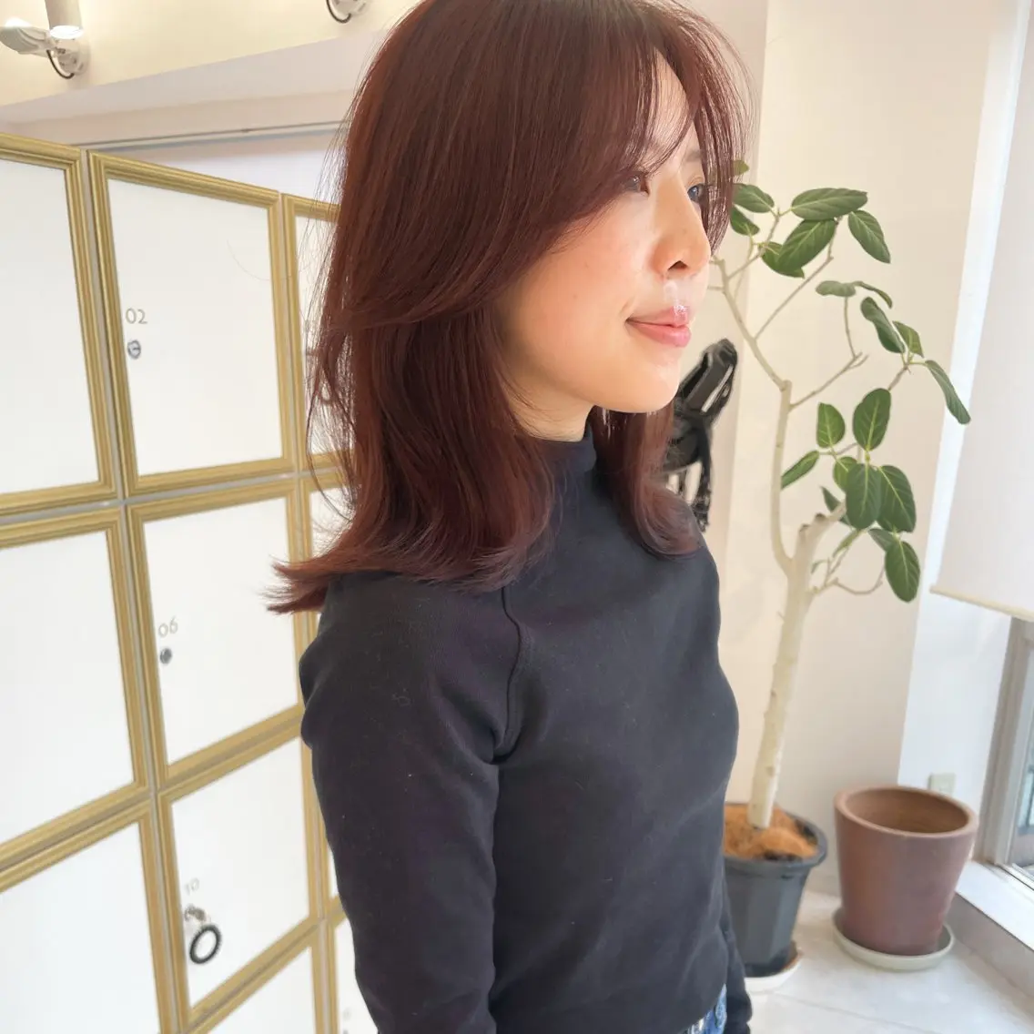 セミロング ピンクブラウン くびれヘア くびれレイヤー レイヤーカット カット ヘアカラー 似合わせヘア🤍 面田法子のヘアスタイル