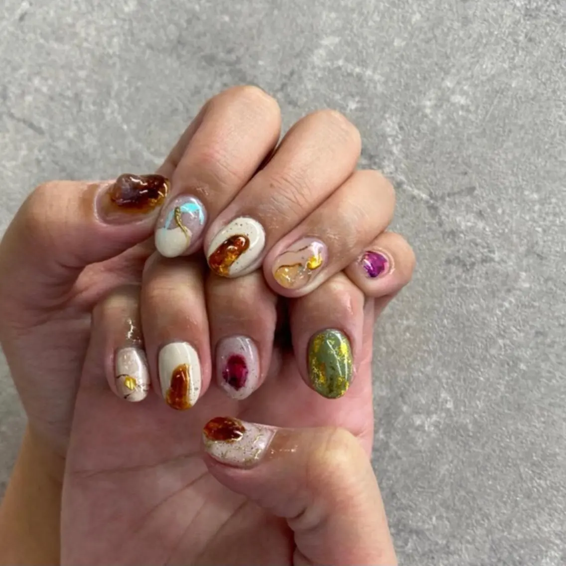 ネイル アートネイル ジェルネイル ラメ(グリッター) ニュアンスネイル ワンカラーネイル nailstudio eviz新宿店のネイルデザイン
