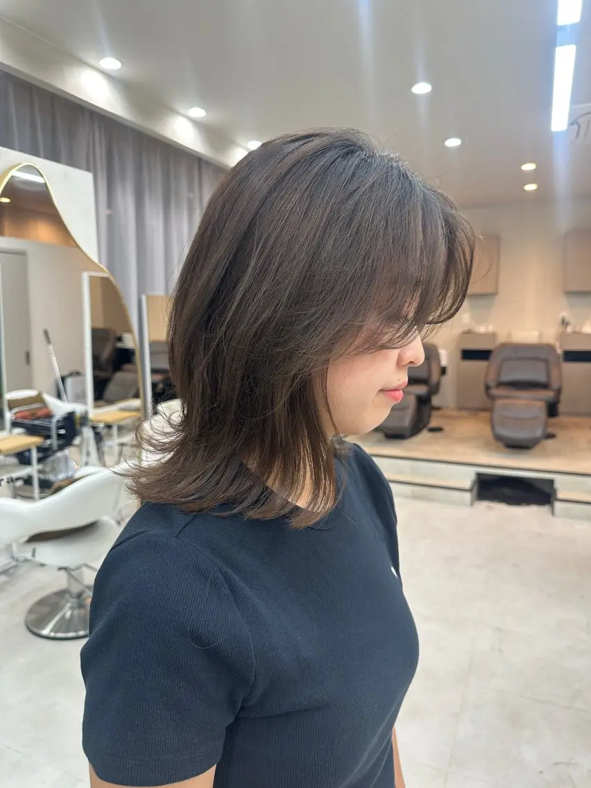 ミディアム 丸山 心 / 艶カラーのヘアスタイル