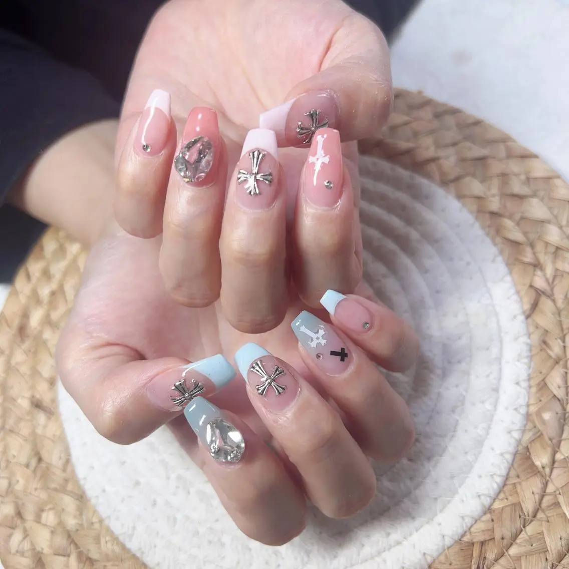 ネイル M 🌷Nail 長さだし専門店のネイルデザイン