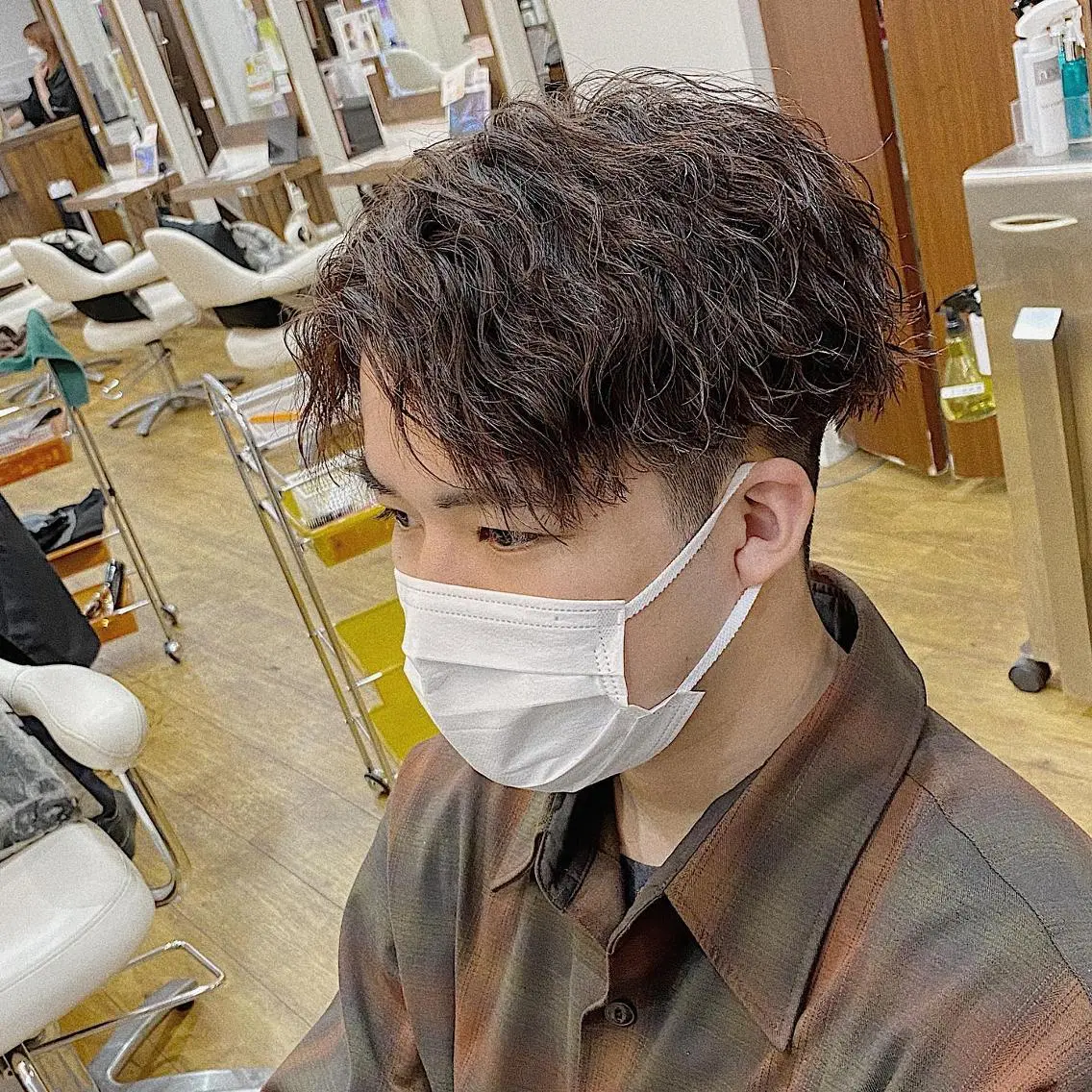 パーマ メンズ メンズパーマ メンズツイストパーマ 波巻きパーマ スパイラルパーマ ツイストパーマ 原田 涼矢のヘアスタイル