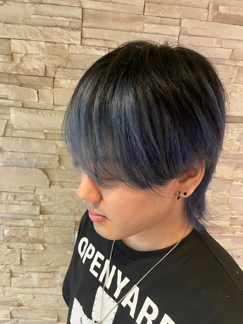 カラー メンズ メンズブリーチ ブリーチ 川端 萌那のヘアスタイル