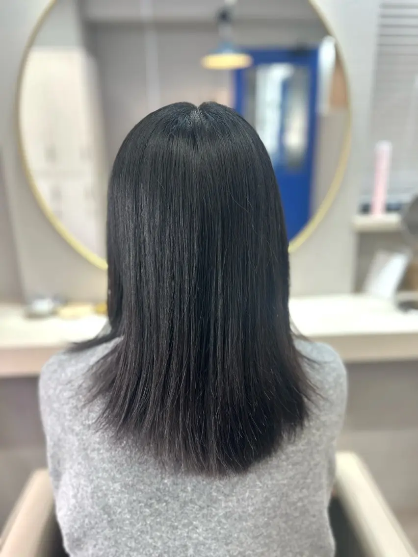 ミディアム カット ヘアカラー 池田 太一のヘアスタイル