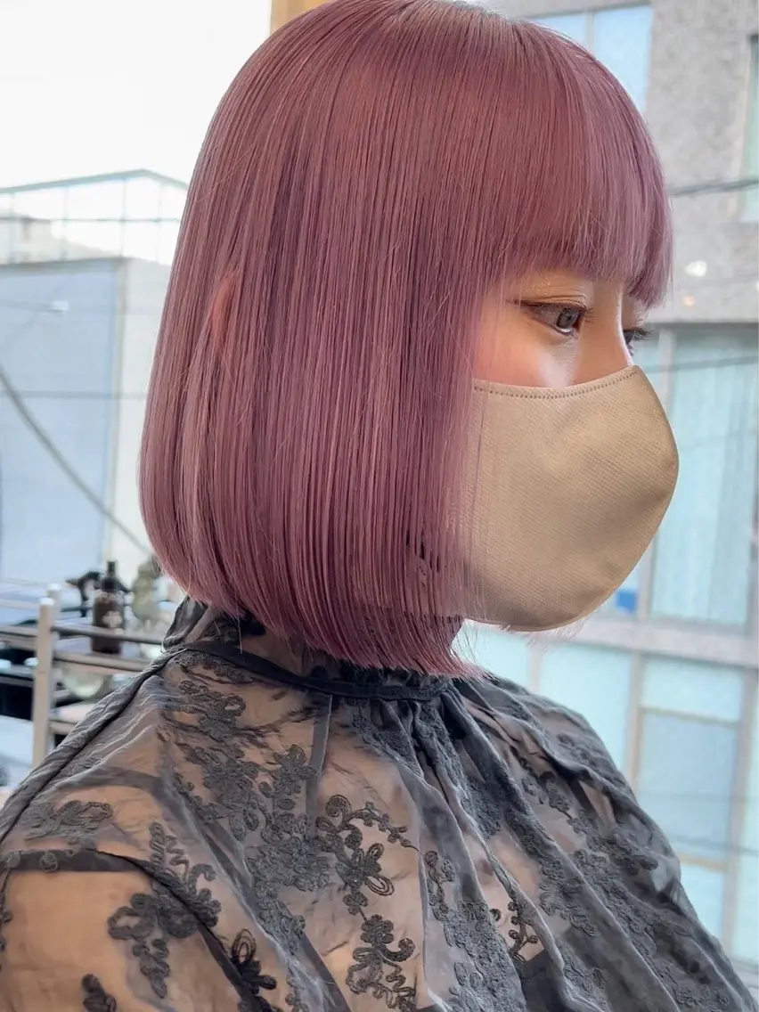 ショート カラー ダブルカラー トリートメント カット ヘアカラー トリートメント RYOSUKE ハイトーンのヘアスタイル