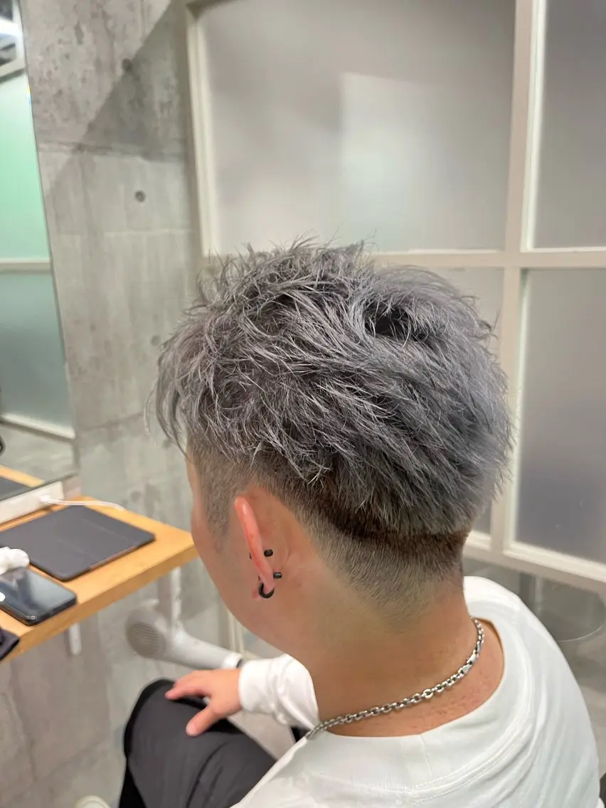 ショート カラー ヘアカラー トリートメント ヘアセット newi赤羽 HINATAのヘアスタイル