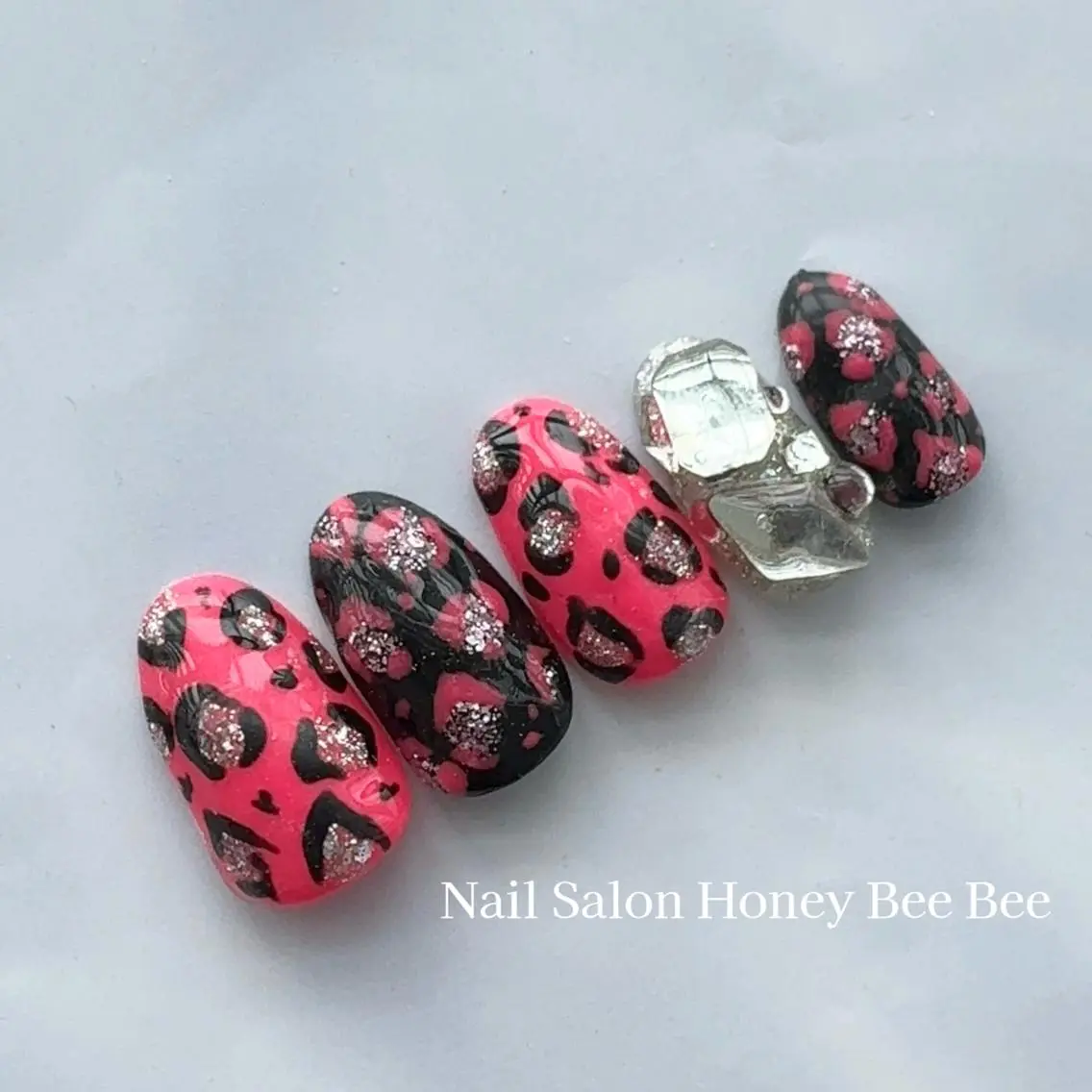 ネイル Nail salon Honey Beeのネイルデザイン