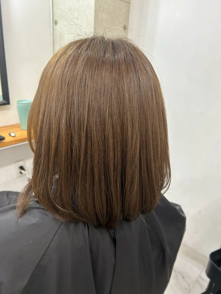 カラー ベージュカラー オリーブベージュ ヘアカラー あべ みゅうのヘアスタイル