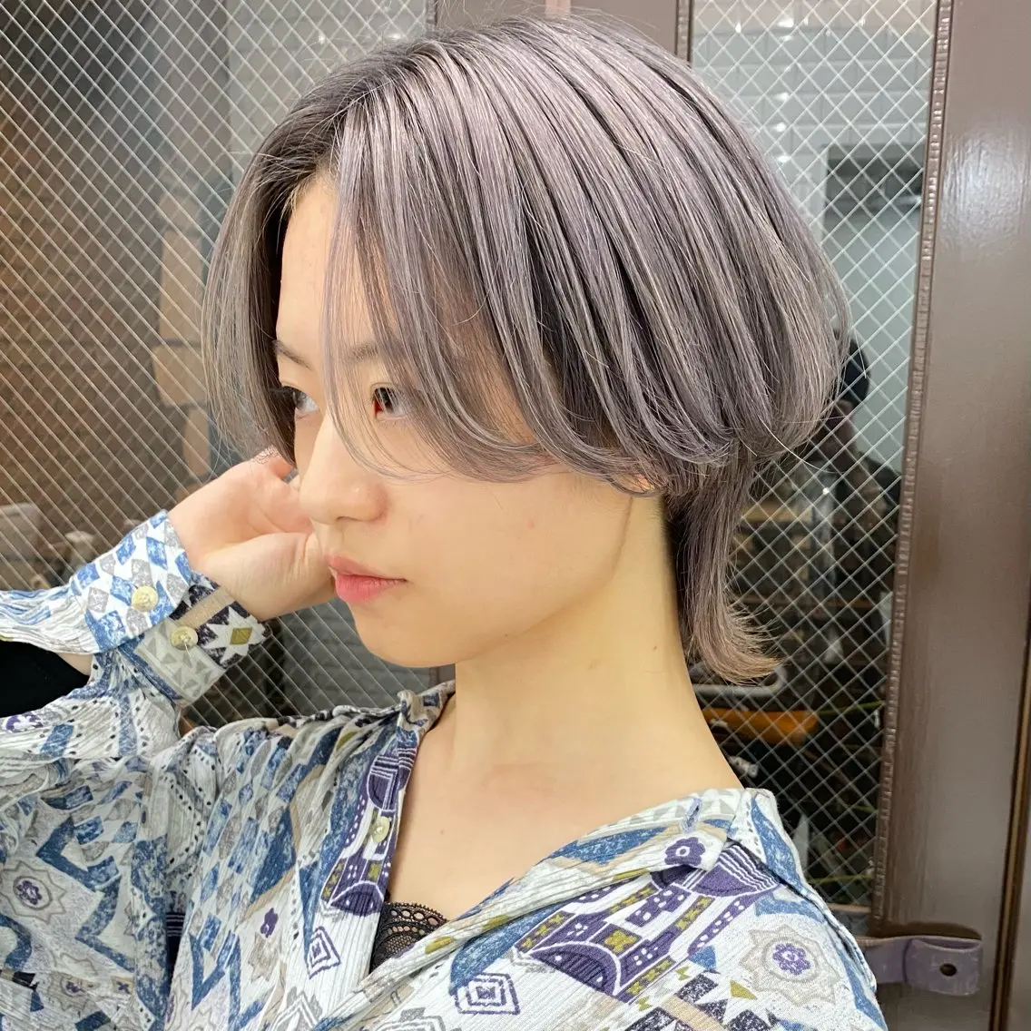 ショート カラー ブリーチ TOMOYA/ ショート、レイヤーのヘアスタイル