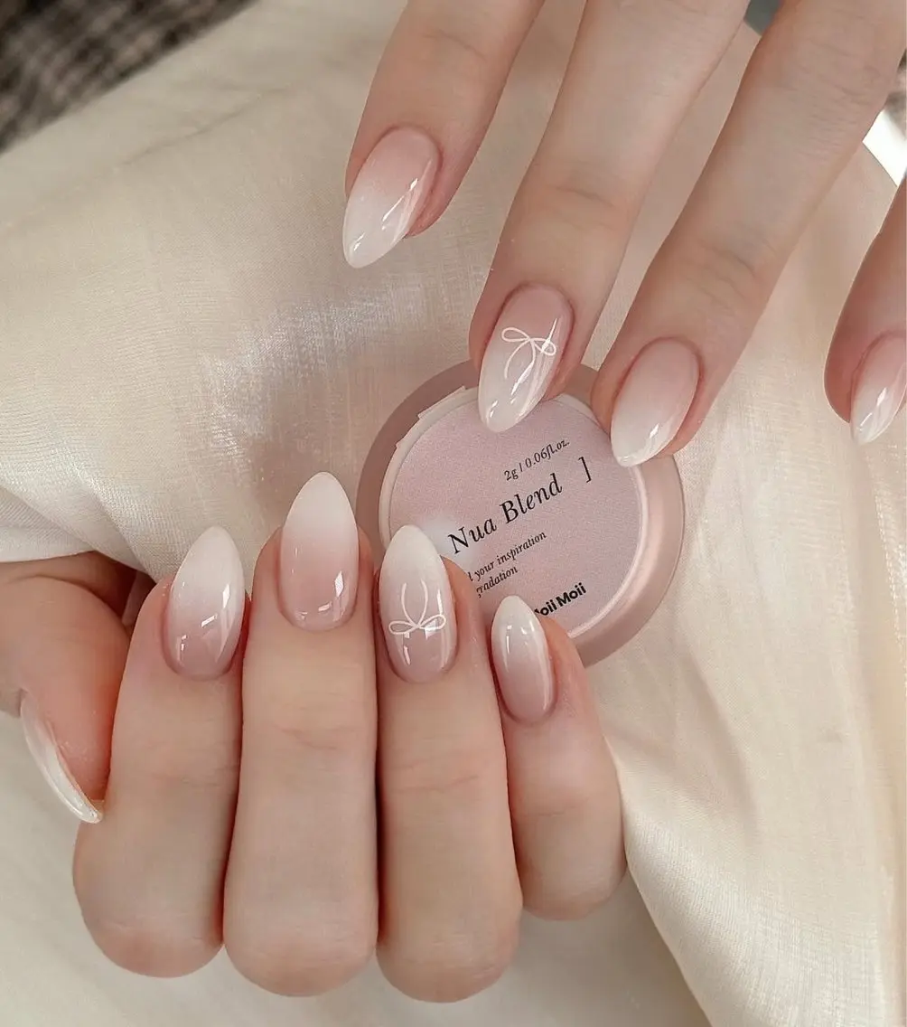ネイル チークネイル フレンチネイル グラデーション 韓国ネイル マグネットネイル Hana Nailのネイルデザイン