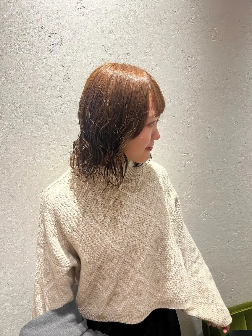 ショート カラー グレージュ パーマ 坂下 かのんのヘアスタイル