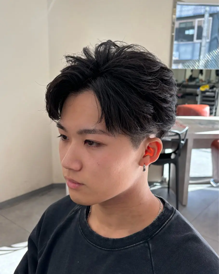 パーマ メンズ フェザーパーマメンズ ピンパーマ京都駅前のヘアスタイル