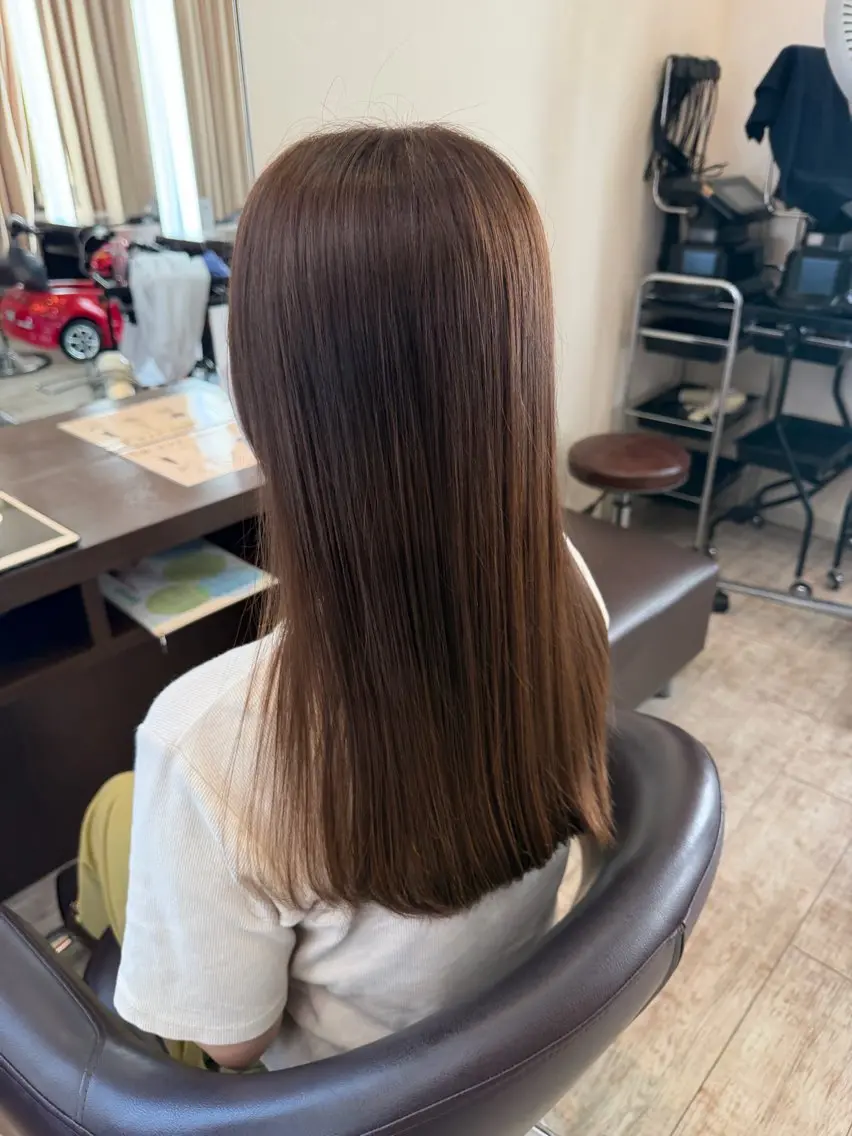 セミロング カラー 透明感カラー 今出 咲紘のヘアスタイル