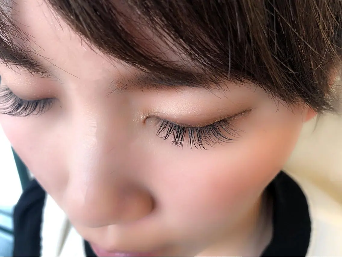 マツエク・マツパ 荒川 鈴菜のヘアスタイル