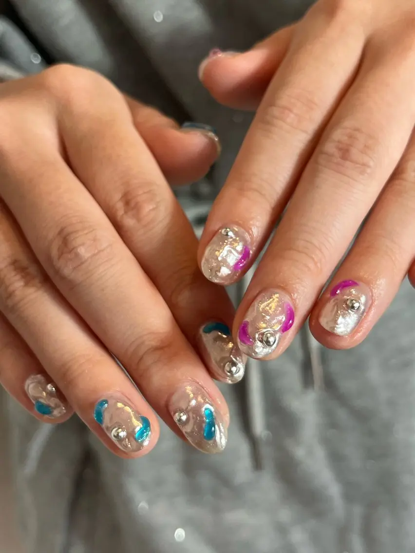ネイル ミラーネイル 持ち込み ニュアンスネイル luster shihoのネイルデザイン