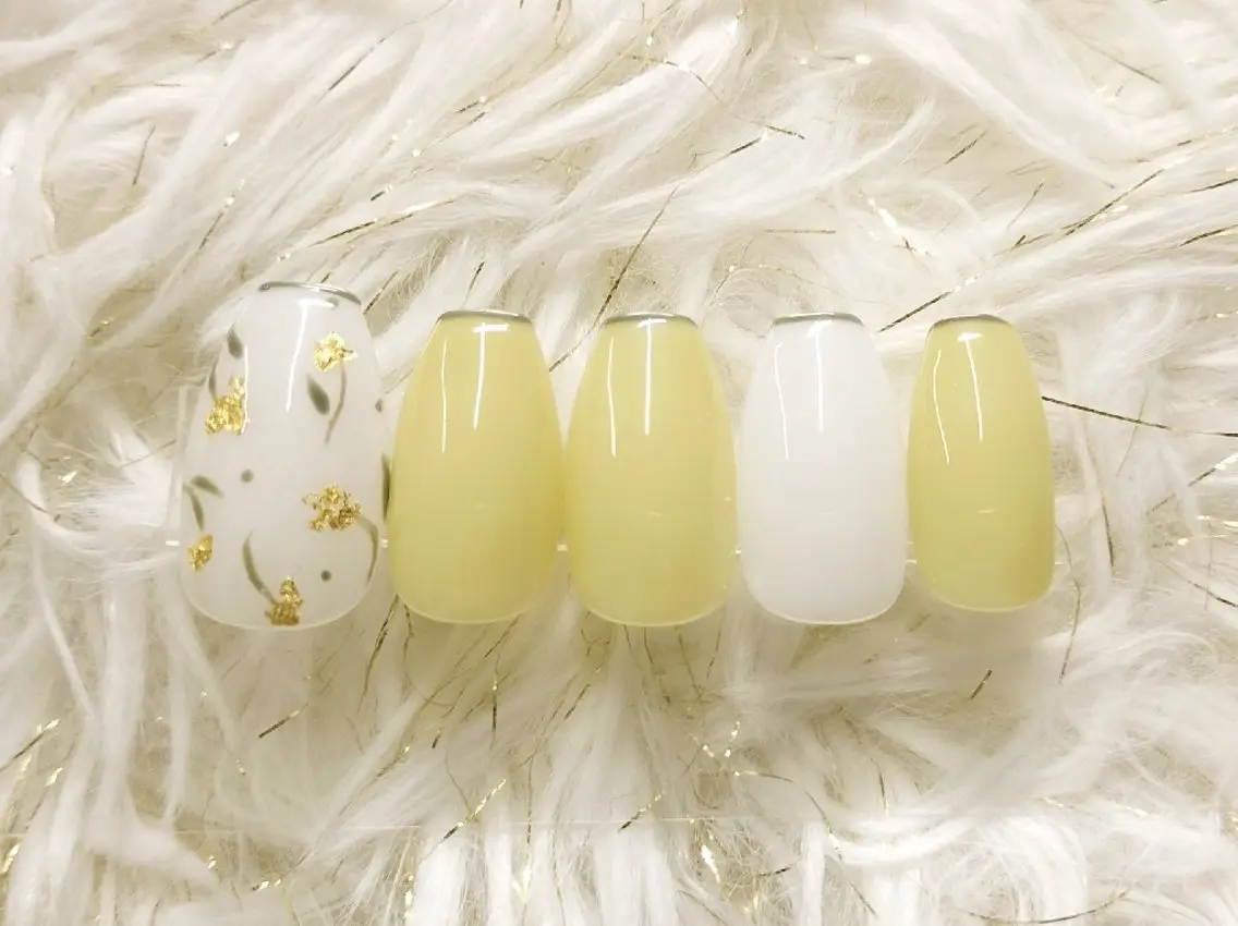 ネイル シンプルネイル ハンドネイル She by M. Ryoukaのネイルデザイン