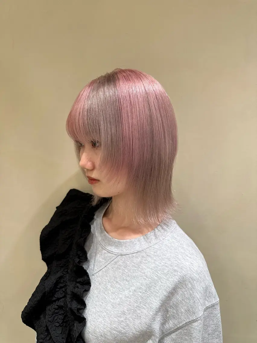 ショート カラー デザインカラー グレージュ ピンクカラー 似合わせ特化美容師 梅田/KOUTAのヘアスタイル