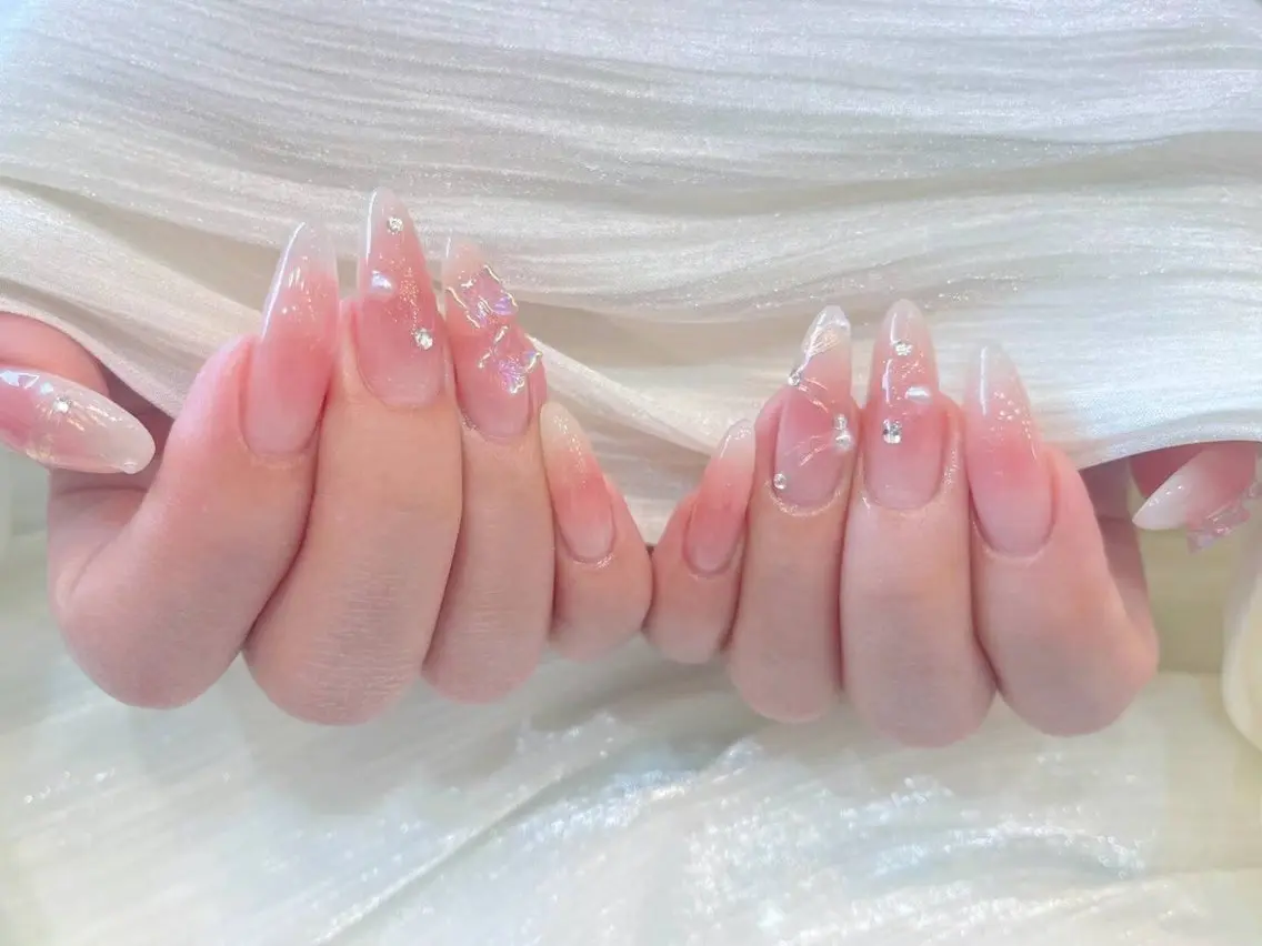 ネイル アートネイル チークネイル フラワーネイル フットネイル ジェルネイル babarla Nailのネイルデザイン