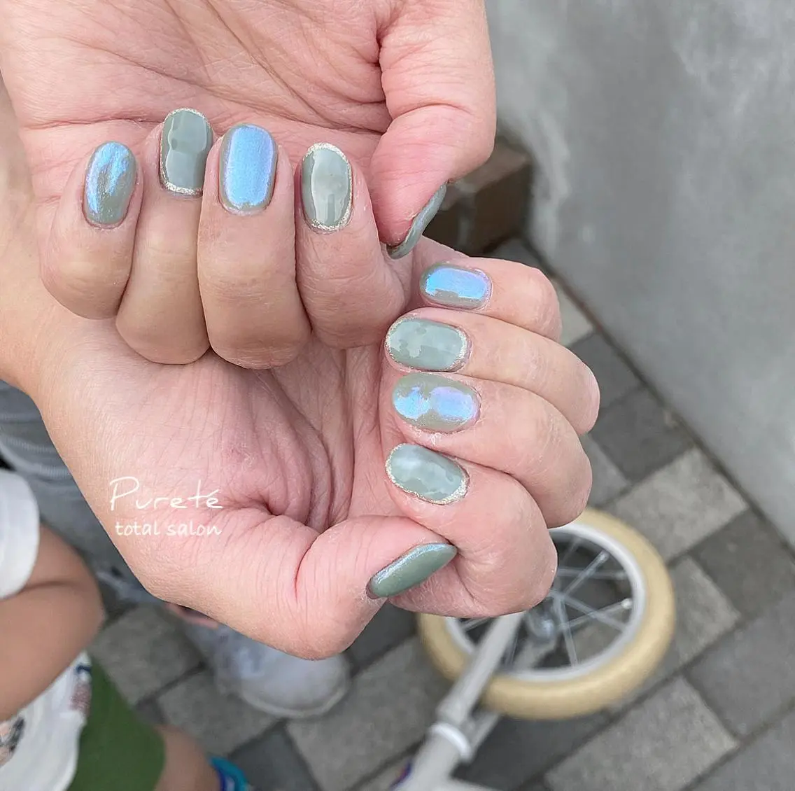 ネイル オーロラネイル キラキラネイル ハンドネイル nailsalon Puretéのネイルデザイン