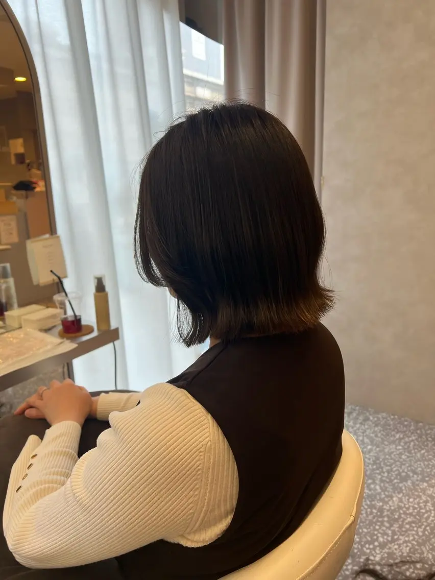ショート カラー グレージュ ボブ くびれヘア カット ヘアカラー Naru┆川西能勢口 ┆髪質改善のヘアスタイル