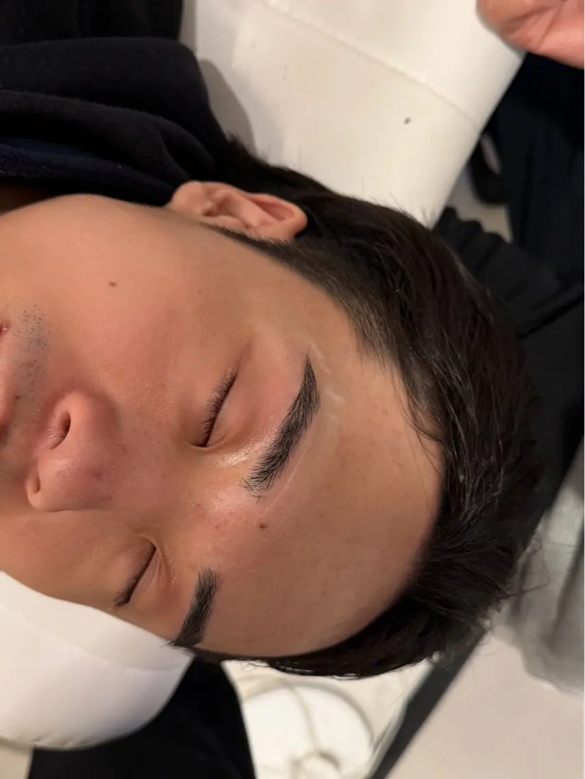 メンズ アイブロウ 西八王子エルモサ メンズ専門眉毛の眉毛・アイブロウイメージ