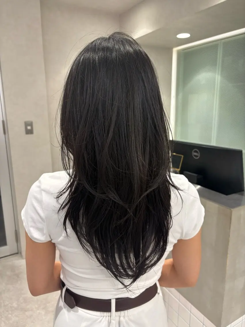ロング ハッシュカット ハイレイヤー 韓国風ヘア レイヤーカット カット Yuta✂︎ 韓国レイヤー🪽のヘアスタイル