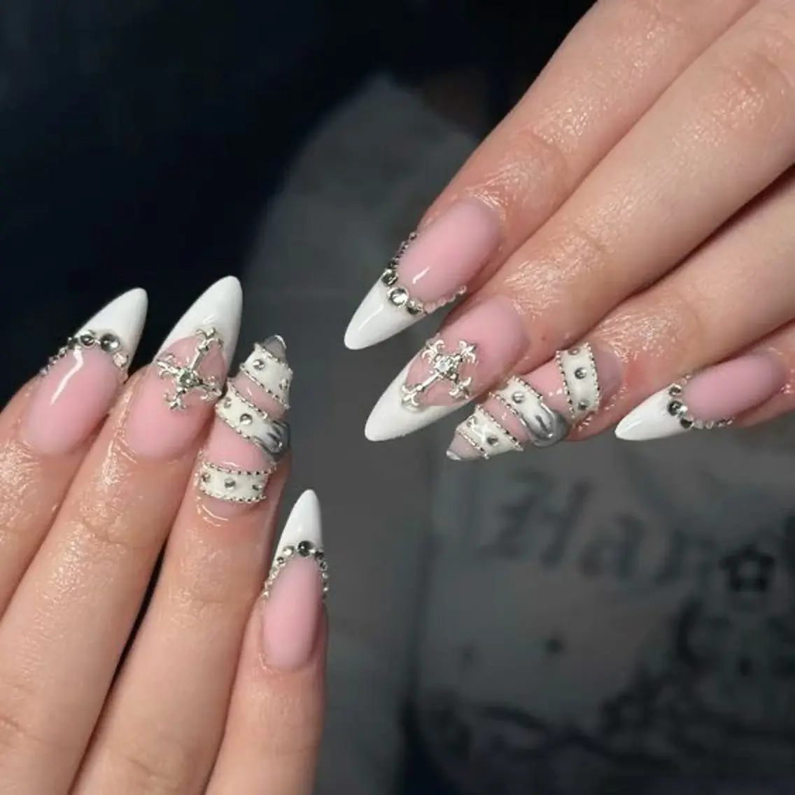 ネイル Queen Nail 柏店　クイーンネイルのネイルデザイン