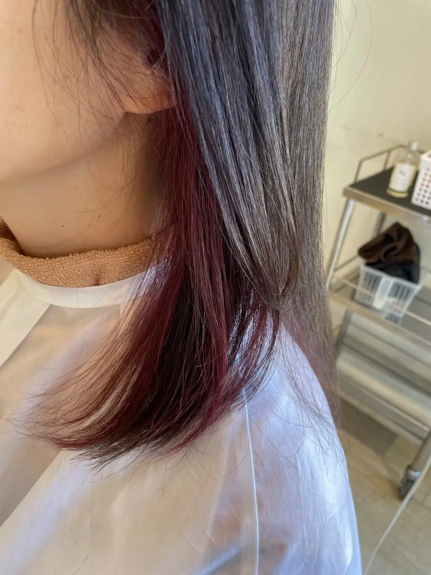 ミディアム 蓮田 葵のヘアスタイル