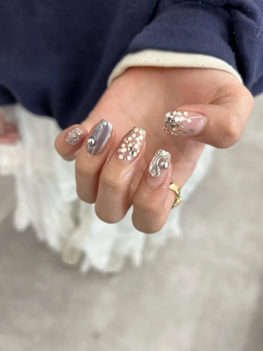ネイル ブルー ジェルネイル ミラーネイル パラジェル リボン Bana_ Nailのネイルデザイン