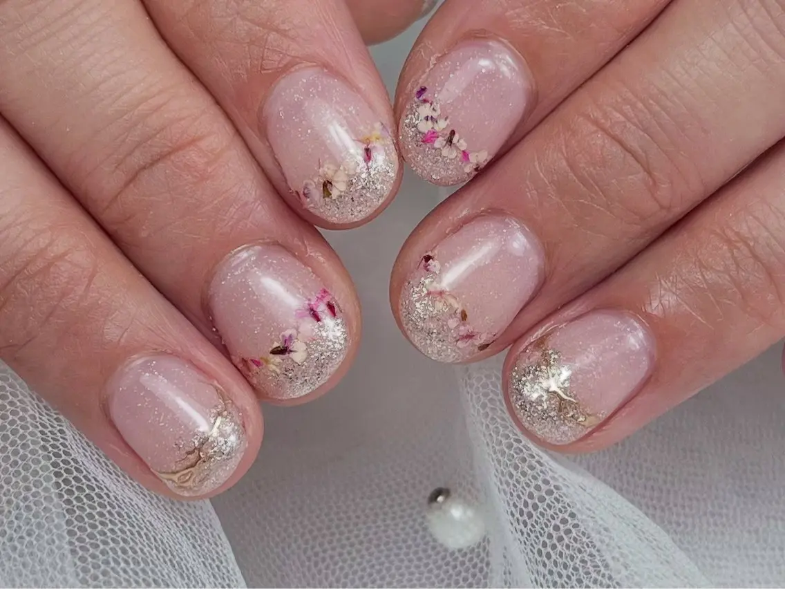 ネイル フレンチネイル ハンドネイル TRUST Nail 石井美夏のネイルデザイン